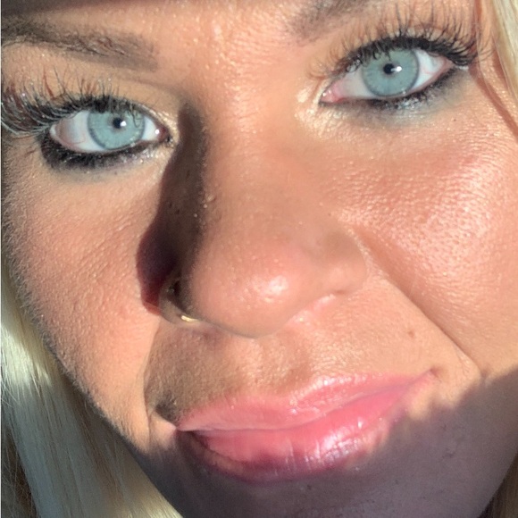 Meet your Posher, Jessica - Picture 4 of 4